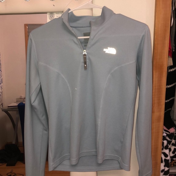 North Face Quarter-Zip! - Picture 1 of 1